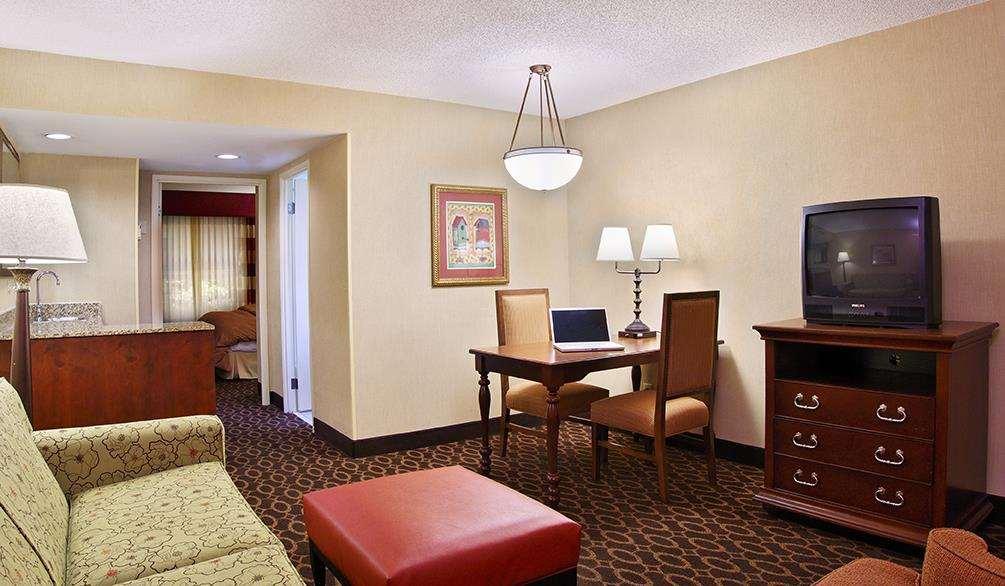 Embassy Suites By Hilton Atlanta Airport Quarto foto