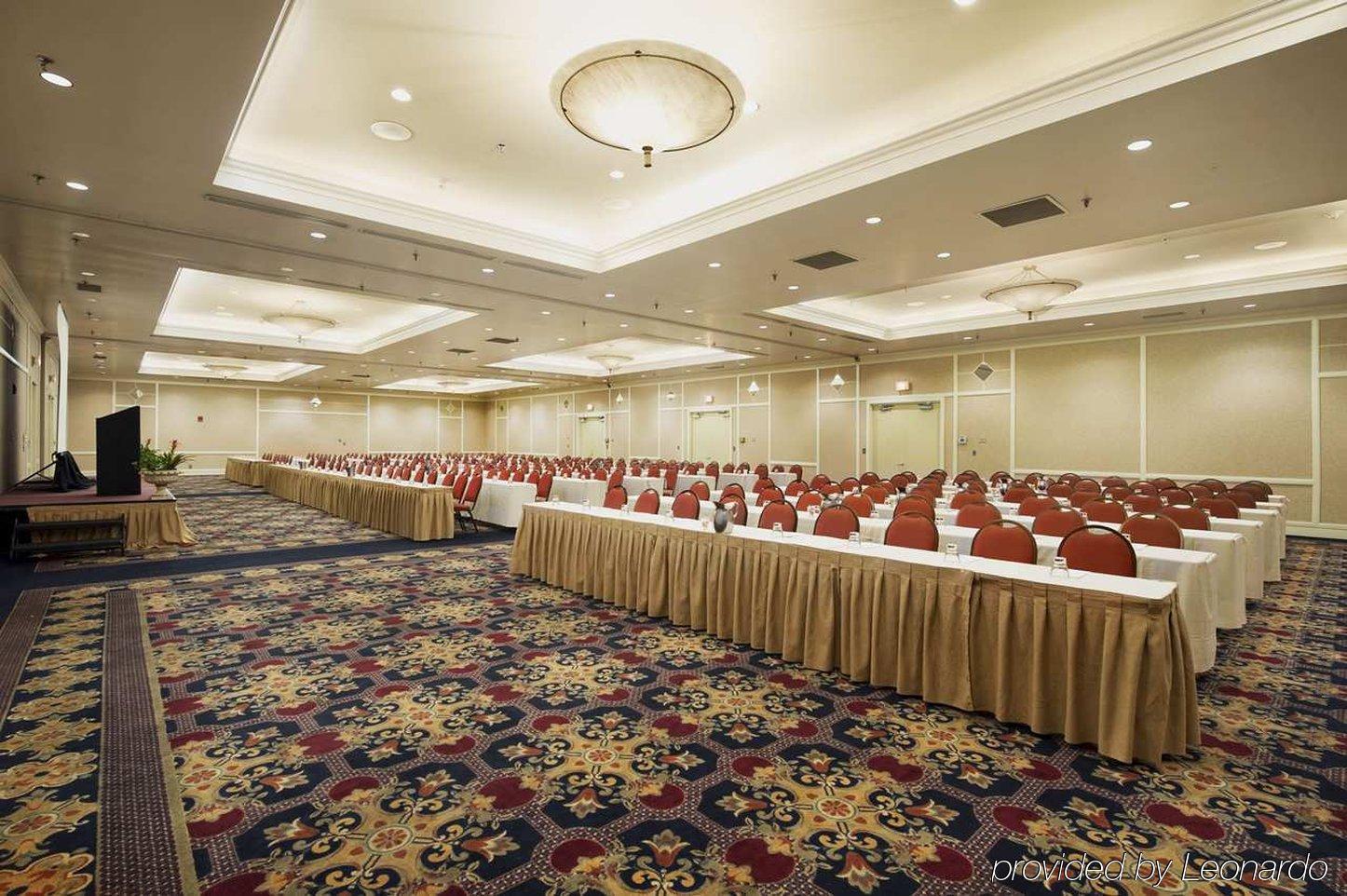 Embassy Suites By Hilton Atlanta Airport College Park Negócio foto